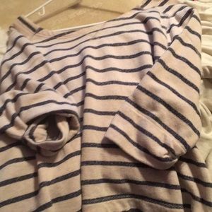 3/4 length sleeve top